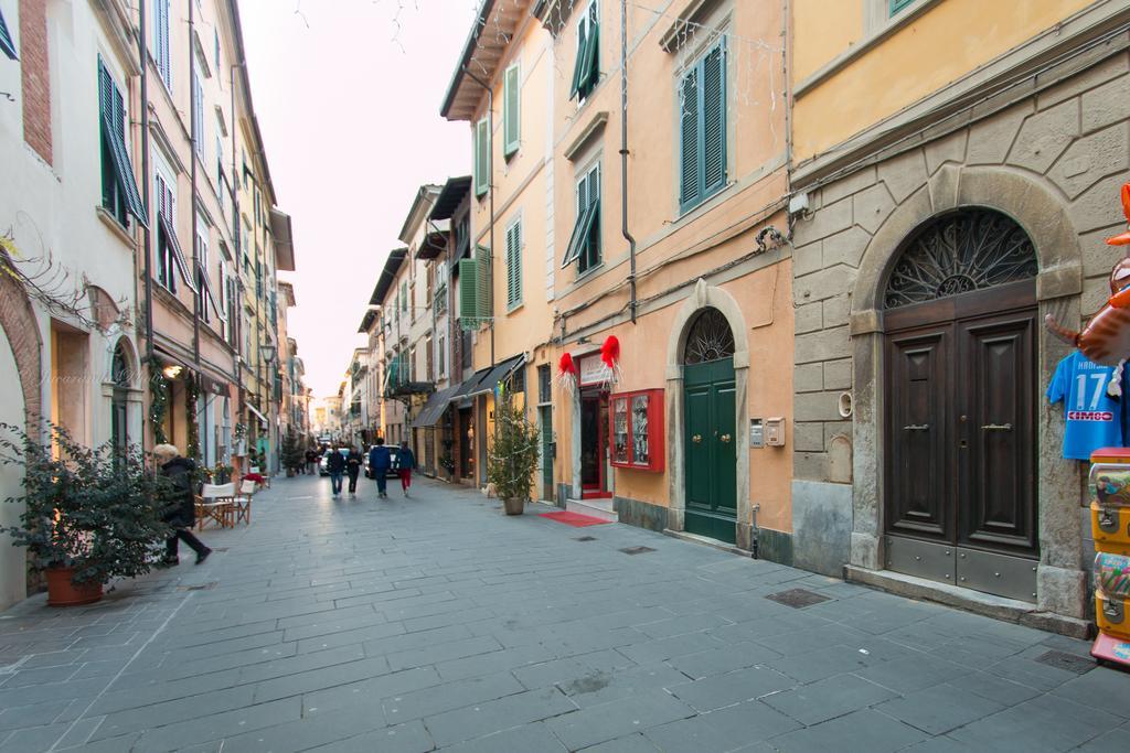Bonnes Vacances A Pietrasanta Exterior photo
